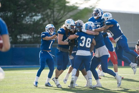 Football Top 10: Montreal moves up to No.1 following win over Vanier Cup champs