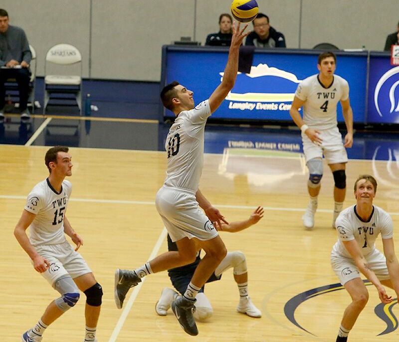 U SPORTS Men’s Volleyball: Trinity Western’s Sclater named Player of the Year