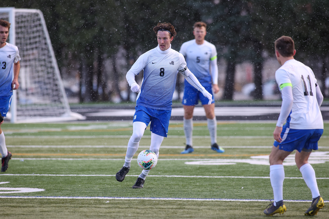 Consolation Semifinal 1: Vikes defeat Huskies in penalties, advance to consolation final