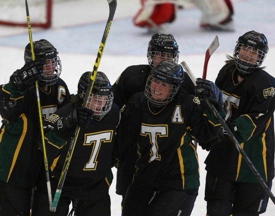 Consolation 1 CIS women’s hockey championship: St. Thomas upsets McGill to qualify for consolation final
