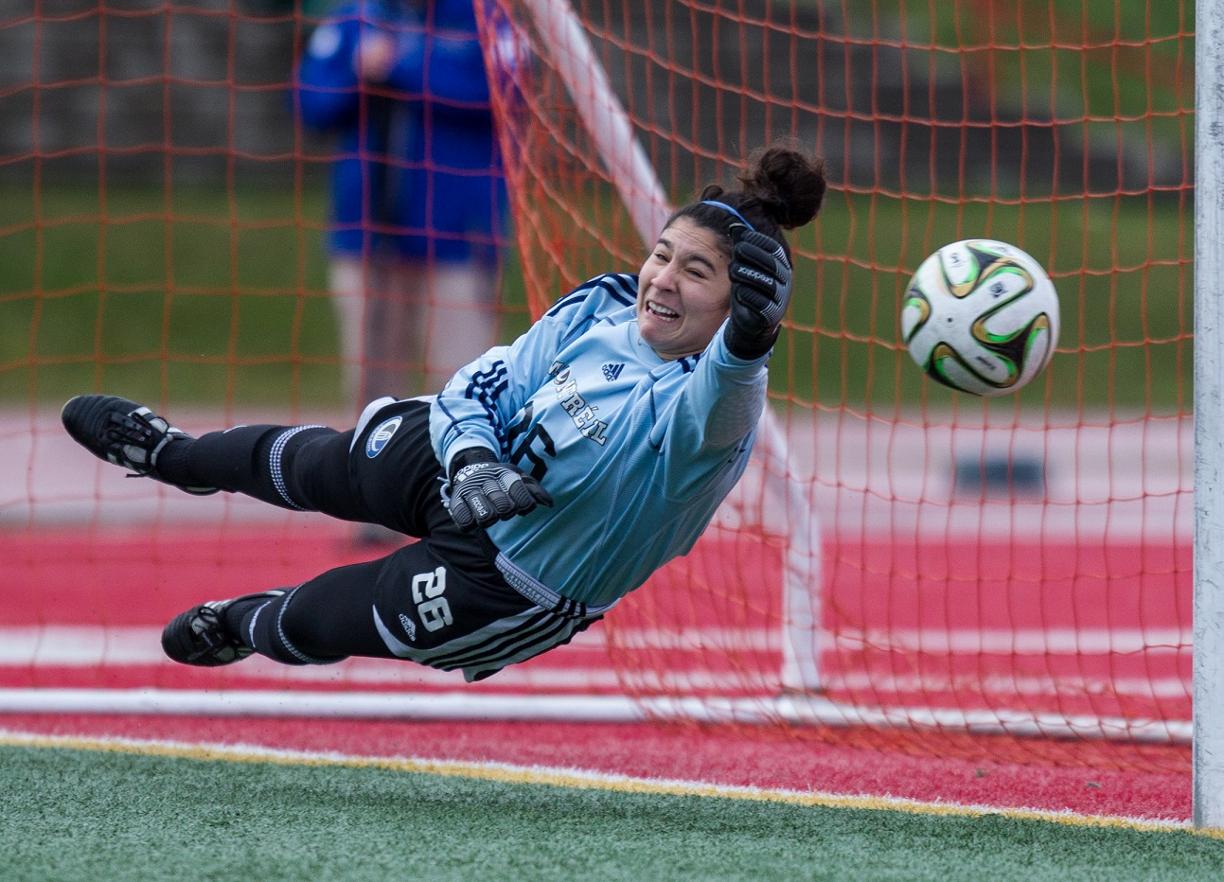 CONSOLATION #1 2014 CIS women’s soccer championship: Carabins edge UOIT on kicks, to play for fifth