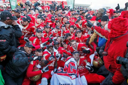 Laval claims Desjardins Vanier Cup in record fashion