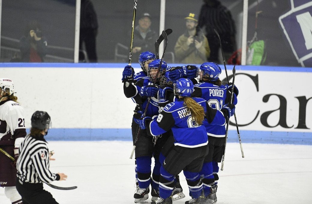 Consolation Semifinal 1: Carabins top Huskies to advance to consolation final