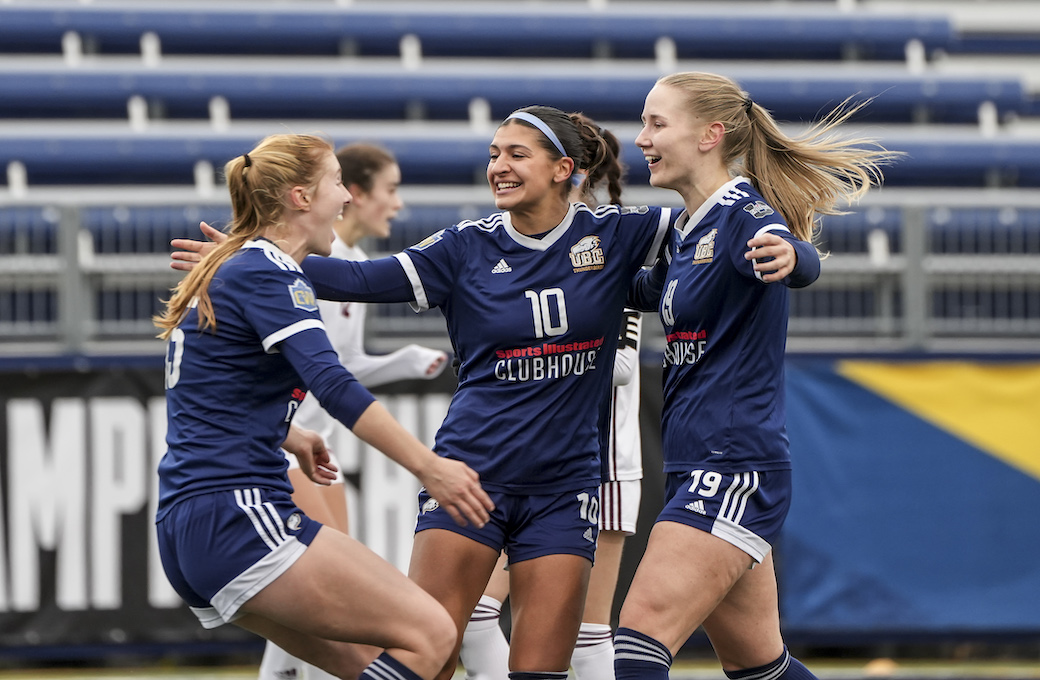 WSOC QF2: UBC edges Ottawa to advance to semifinals